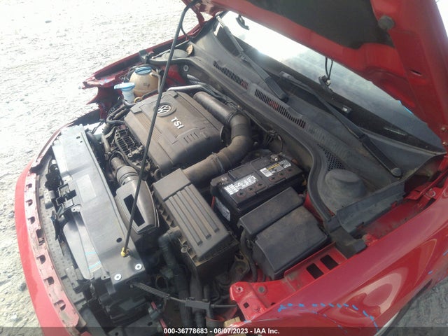 3VWD17AJXFM283959 Volkswagen Jetta Sedan 1.8t Se