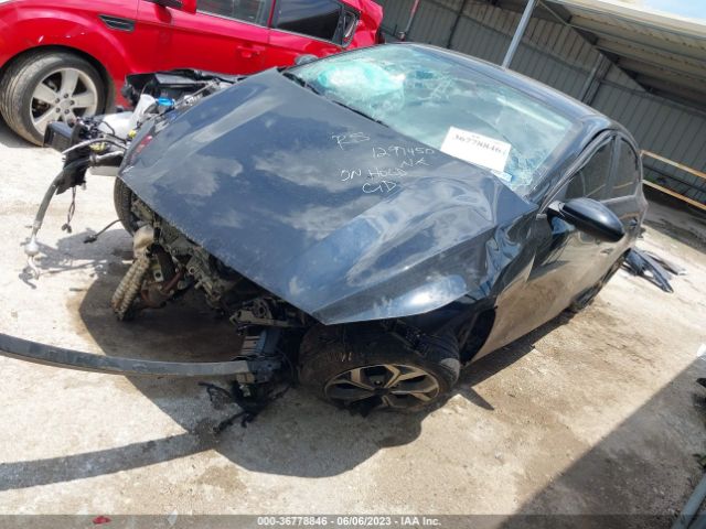 3KPF24AD2ME403827 KIA Forte Lxs