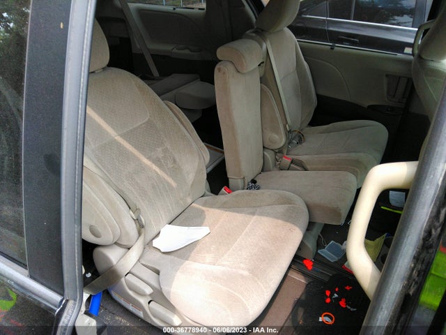 2015 TOYOTA SIENNA LE VIN: 5TDKK3DC8FS578992