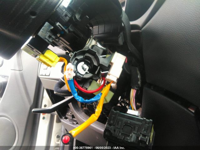 KNDJP3A54E7048756 KIA SOUL +