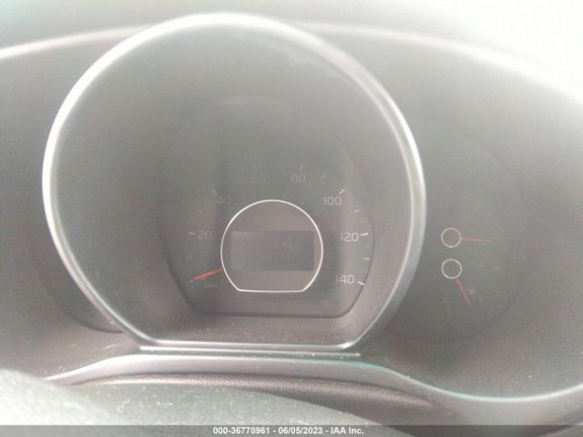 KNDJP3A54E7048756 KIA SOUL +