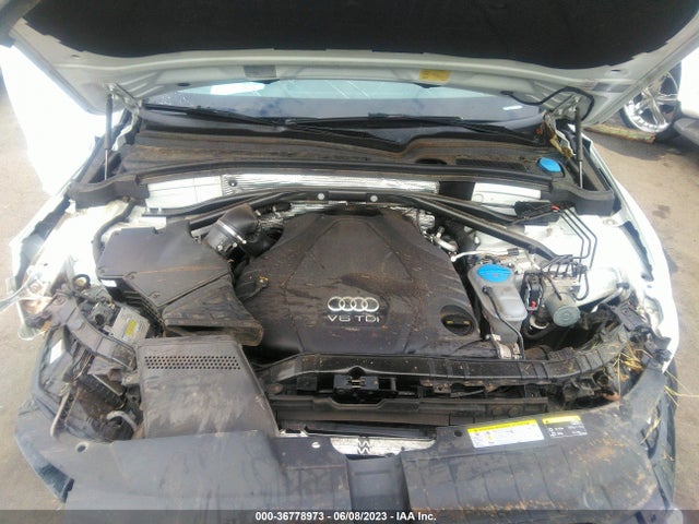 WA1DMBFP0EA125744 Audi Q5 Premium Plus