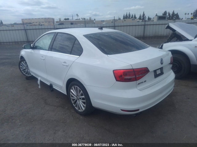3VWD17AJ7FM214050 Volkswagen Jetta Sedan 1.8t Se
