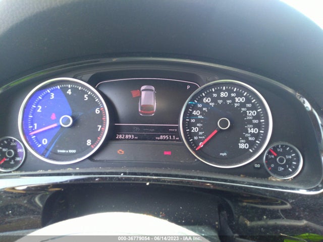 WVGEF9BP6FD006787 Volkswagen Touareg Sport