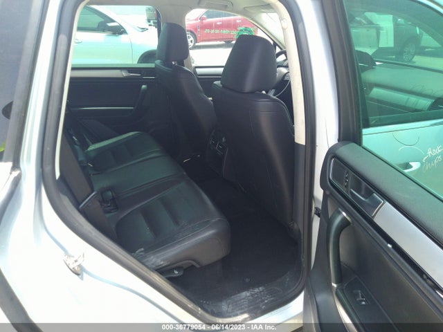 WVGEF9BP6FD006787 Volkswagen Touareg Sport