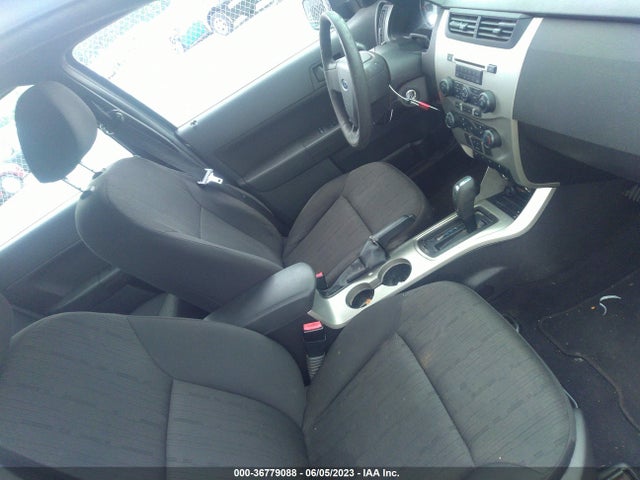 2010 FORD FOCUS SE VIN: 1FAHP3FN7AW266395