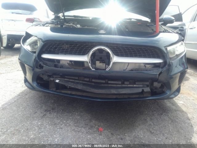 W1K3G4EB9LJ223104 Mercedes-Benz A-class A 220