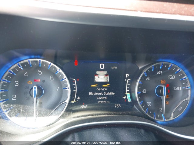 Chrysler Pacifica Limited 2017 2C4RC1GG4HR841750 Image 8