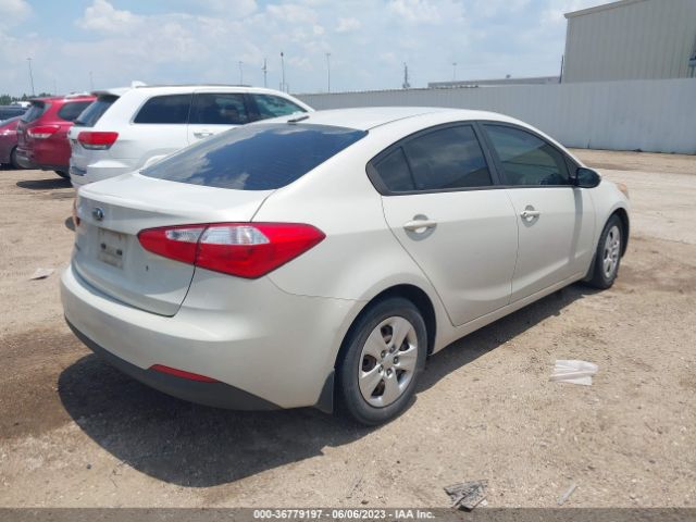 KNAFK4A66F5329986 KIA FORTE LX