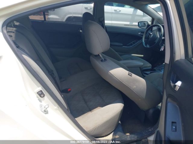 KNAFK4A66F5329986 KIA FORTE LX