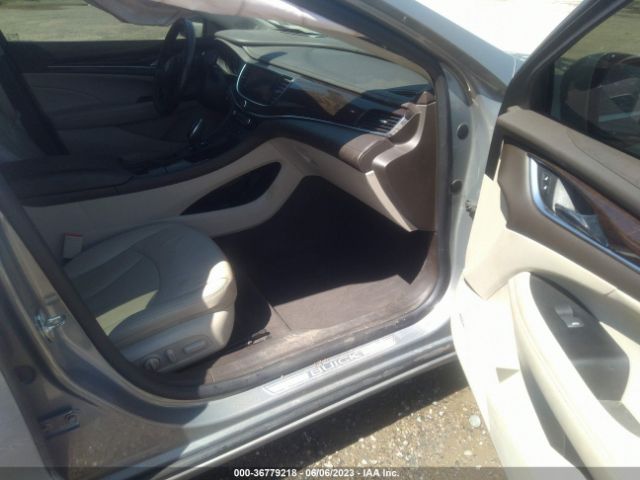 1G4ZP5SS5JU107081 Buick Lacrosse Essence
