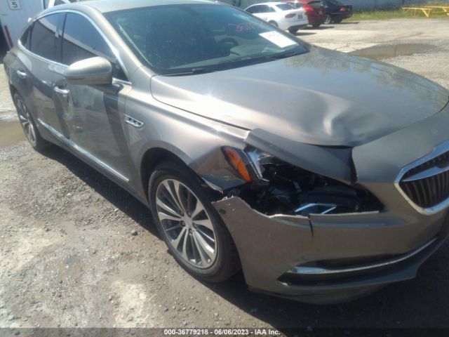 1G4ZP5SS5JU107081 Buick Lacrosse Essence