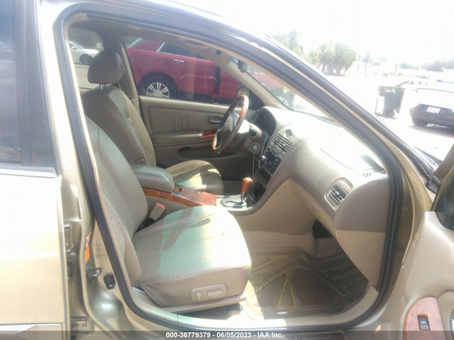 2002 INFINITI I35 LUXURY VIN: JNKDA31A02T021521