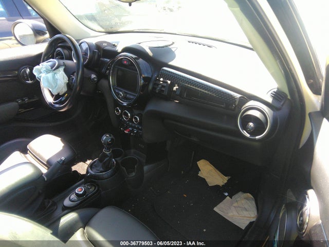 WMWXU3C57F2B62197 Mini Cooper Hardtop 4 Door S