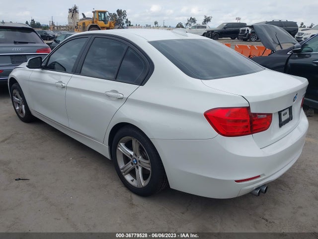 BMW 3 Series 328i 2015 WBA3C1C51FK122720 Image 3