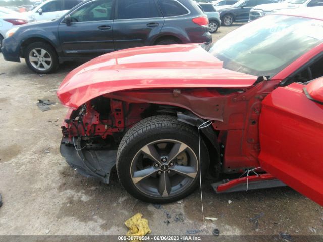1FA6P8AM8F5334235 Ford Mustang V6