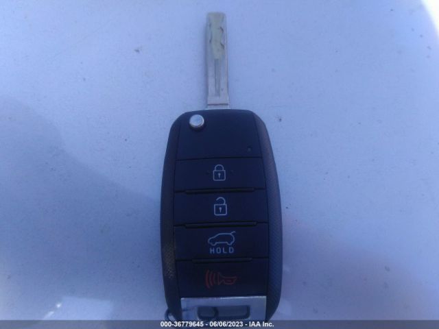 KNDJN2A28E7036499 KIA Soul Base