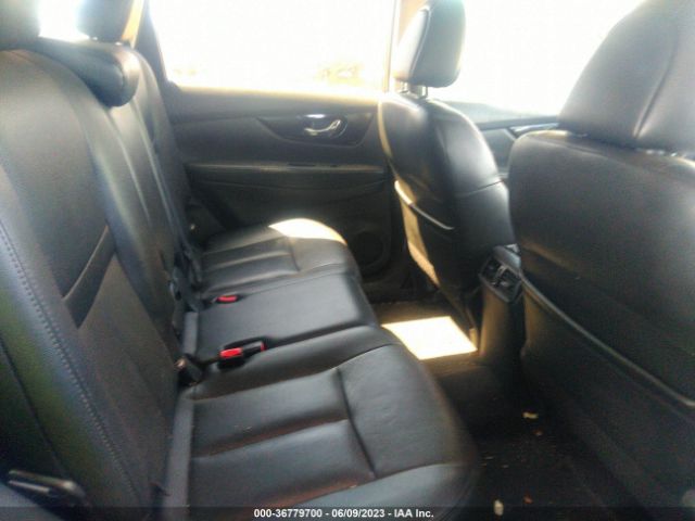 5N1AT2MT7JC802407 Nissan Rogue Sl