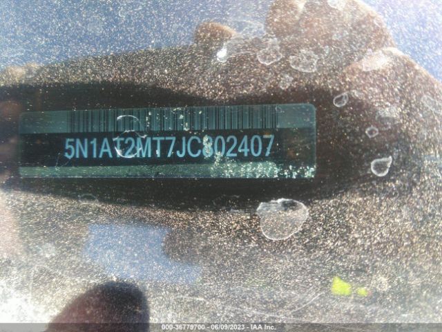 5N1AT2MT7JC802407 Nissan Rogue Sl