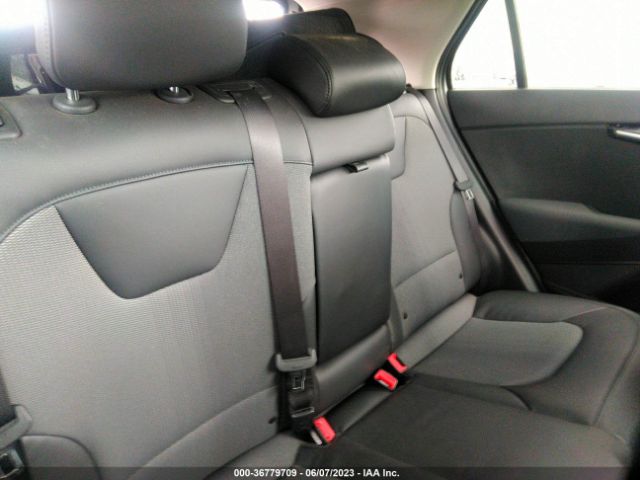 KNDCR3LE8P5033045 KIA Niro Ex Touring