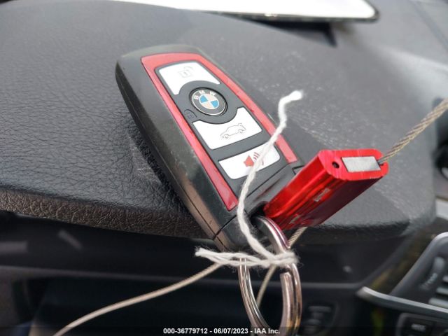WBA8B9G5XHNU50009 BMW 3 Series 330i