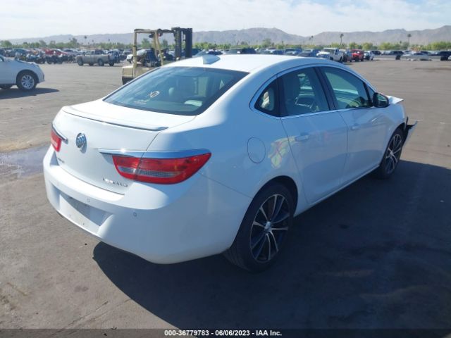 1G4PR5SK8H4110083 Buick Verano Sport Touring