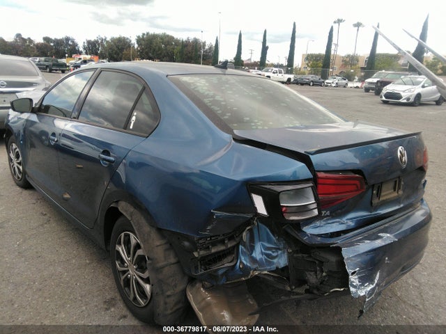 3VW267AJ4GM267038 Volkswagen Jetta Sedan 1.4t S W/technology