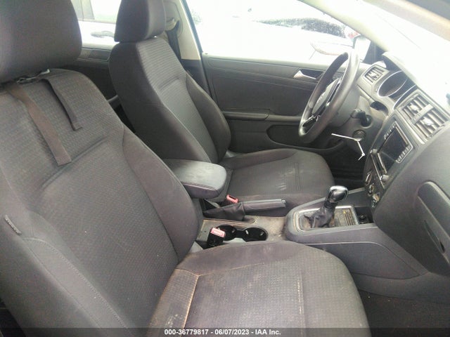 3VW267AJ4GM267038 Volkswagen Jetta Sedan 1.4t S W/technology