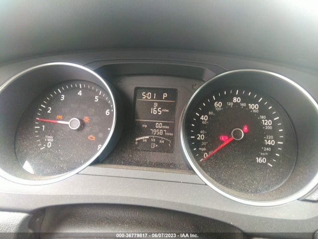 3VW267AJ4GM267038 Volkswagen Jetta Sedan 1.4t S W/technology