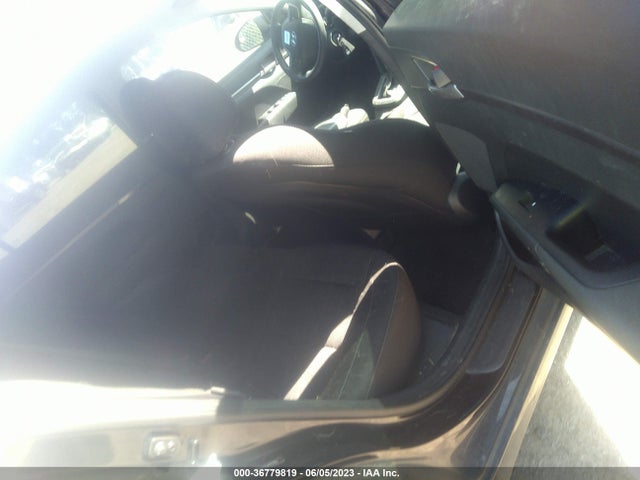 Hyundai ELANTRA SE 2018 5NPD74LF6JH251825 Image 9