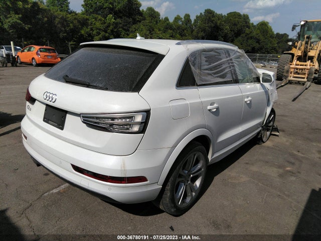 WA1HCCFS5JR005741 Audi Q3 Premium Plus
