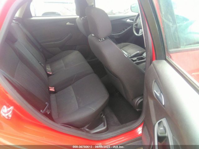 1FADP3K20GL284614 Ford FOCUS SE