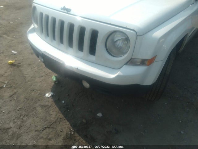 1C4NJPBA6FD377953 Jeep Patriot Altitude Edition