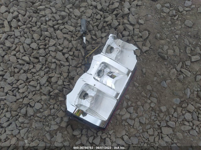1FTEW1EB9KKD98305 Ford F-150 Xl/xlt