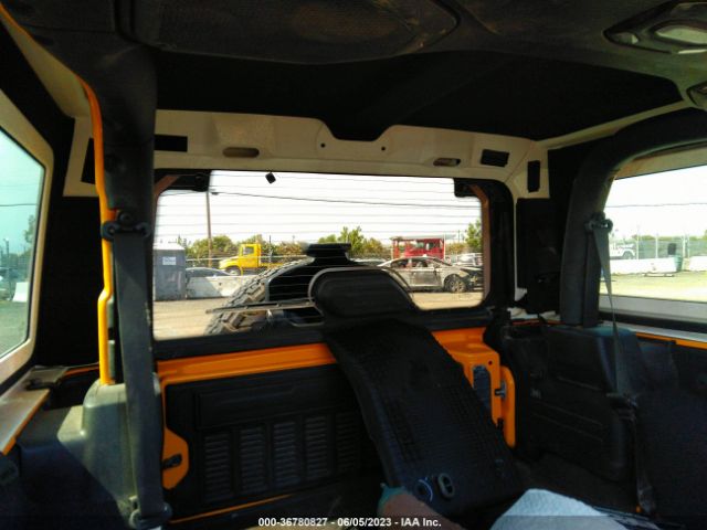 1C4HJXCG8LW118333 Jeep Wrangler Rubicon