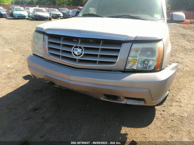2005 CADILLAC ESCALADE ESV VIN: 3GYFK66N25G126898