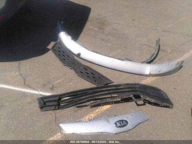 KNADM4A3XE6370993 KIA RIO LX