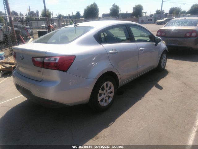 KNADM4A3XE6370993 KIA RIO LX