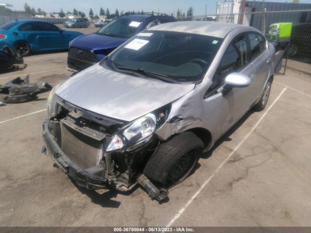 KNADM4A3XE6370993 KIA RIO LX