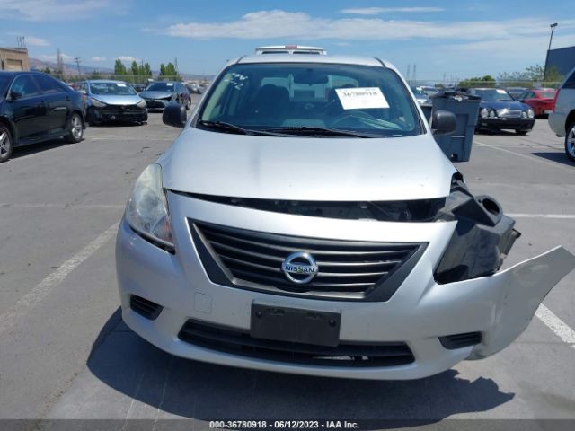 3N1CN7AP7EL863099 Nissan Versa S Plus