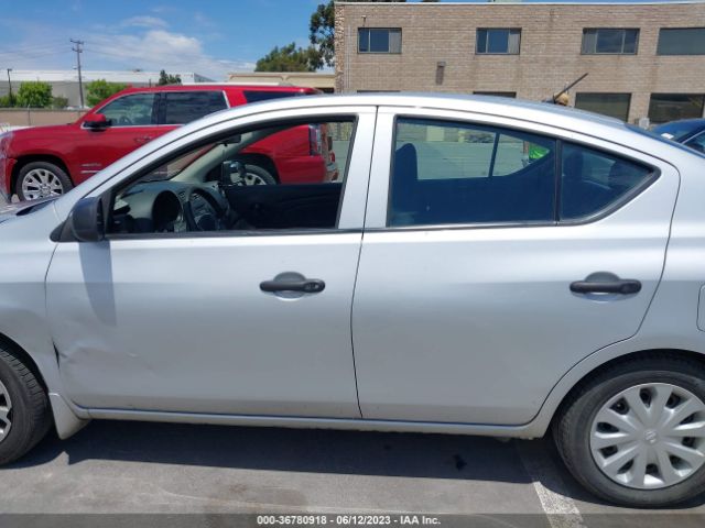 3N1CN7AP7EL863099 Nissan Versa S Plus