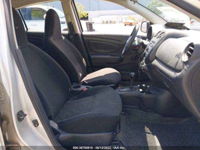 3N1CN7AP7EL863099 Nissan Versa S Plus