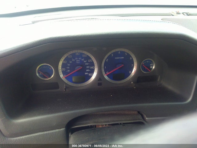 2005 VOLVO S60 R VIN: YV1RH527352484954