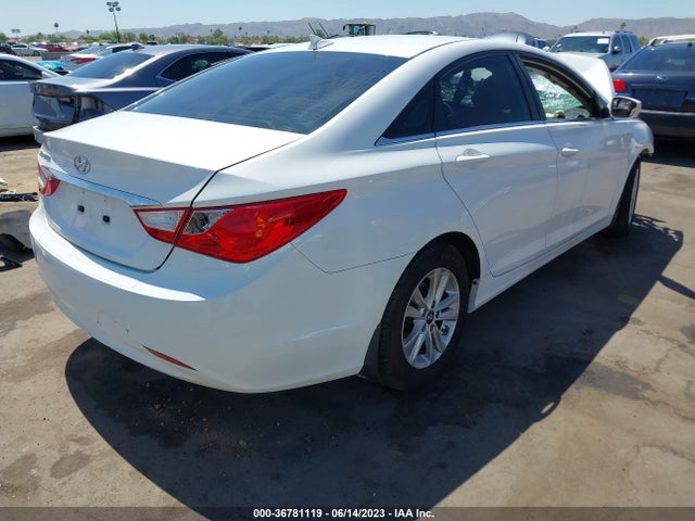2013 HYUNDAI SONATA GLS VIN: 5NPEB4AC8DH523596