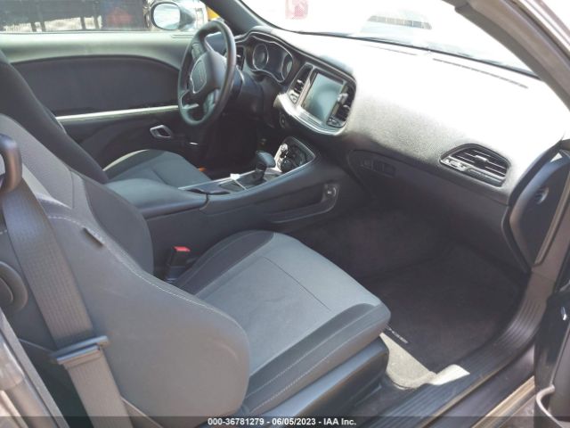 2C3CDZAG9GH317108 Dodge Challenger Sxt