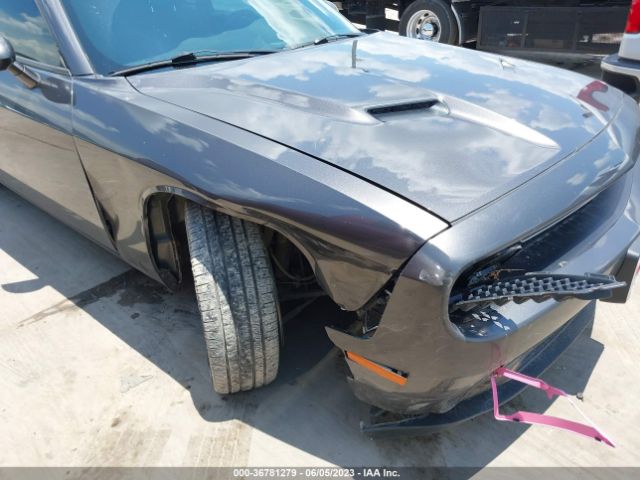 2C3CDZAG9GH317108 Dodge Challenger Sxt