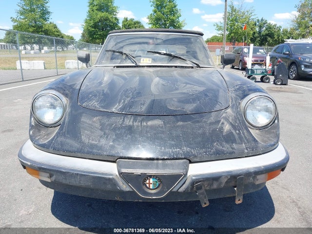 1986 ALFA ROMEO VELOCE 2000 SPIDER VIN: ZARBA5415G1043555