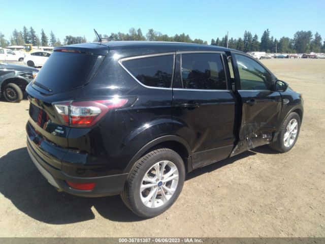 1FMCU9G92HUA69542 Ford ESCAPE SE