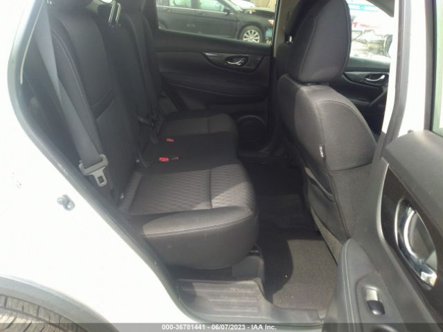 KNMAT2MV2HP539266 Nissan ROGUE SV