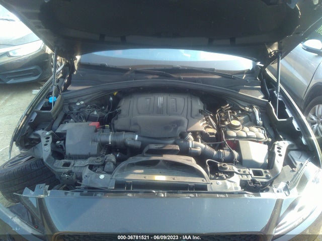 2019 JAGUAR F-PACE SADCM2FV2KA364566 Photo 9